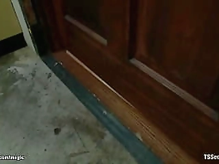 ts with gf anal fuck security guard