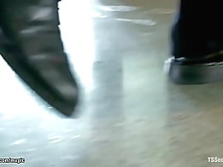 shemale fucking guard at local gallery