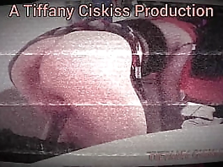 sexy cross dresser tiffany ciskiss showing off ass