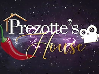 gina hart shows off for the camera in she male xtc  12