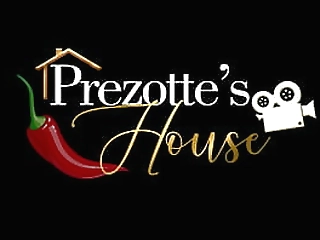 sabrina prezotte fazendo um goodshower - prezotte´_s house