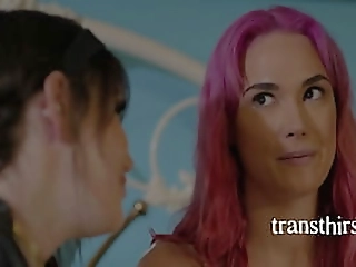 hot tranny finds out she'_s into girls