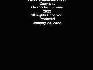 bob'_s tgirls: patrice hepburn takes a bath