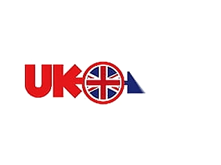 uk tgirls: sarah jay shows off