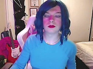 trans girl flashes her tits