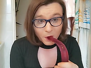 shemale gets creampie and other eat out of ass. deeda1515