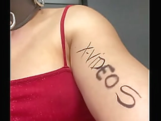 slave guy on blindfold fucked in the couch on webcam