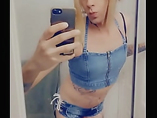 country trans teases her body
