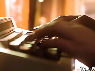 pornstar ts foxxxy craves 2 cocks at once