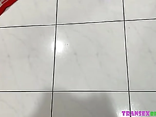 trans babe chelsea marie sucks her man s dong