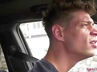 horny dude barebacks ts hitch hikers ass