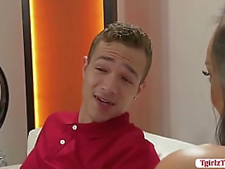 asian ts cheerleader gets analed bareback