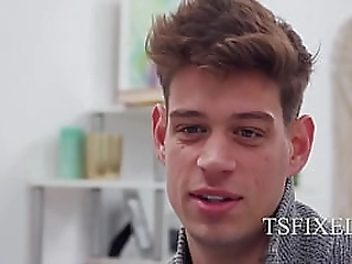 bronzed brazilian shemale lynda stroking her shecock in the hot tub