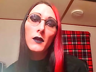 goth tranny oils her feet and jerks her big cock