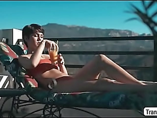 tbabe daisy loves when she sucks dudes cock