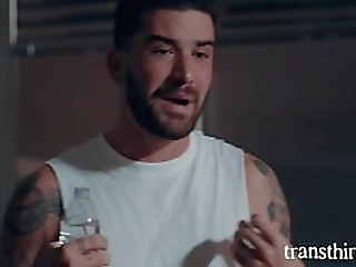 shemale vh pounding out thick bottom