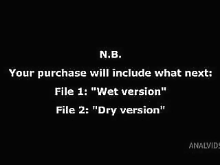 gorgeous tranny jacking off on webcam