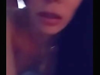 andrea de oliveira goes to the salon