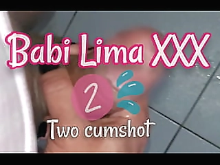 asian shemale benz gets her ass filled up